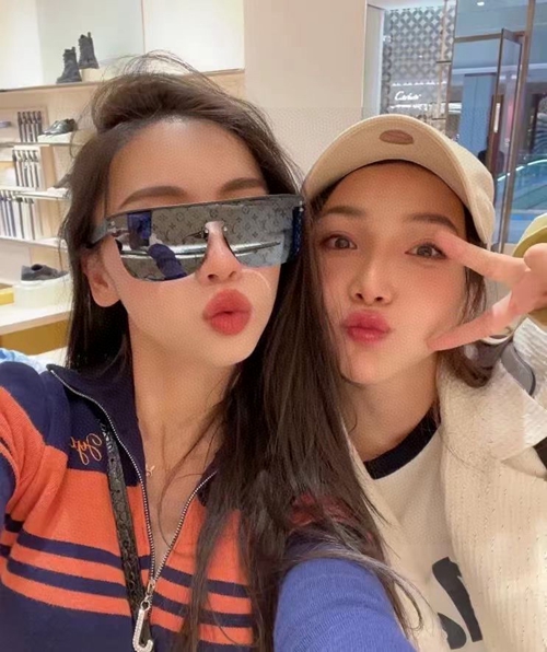 ルイヴィトンサングラス正面デザイン